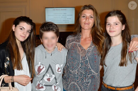 Exclusif - Aurore Castaldi avec ses filles Jade et Louise et Enzo l'un des fils de son mari B. Castaldi - Invités et People lors de l'enregistrement de l'émission "On se refait Palmade" au Théâtre de Paris, qui sera diffusée le 16 juin sur France 3, le 22 mai 2017. Coadic Guirec/Bestimage
