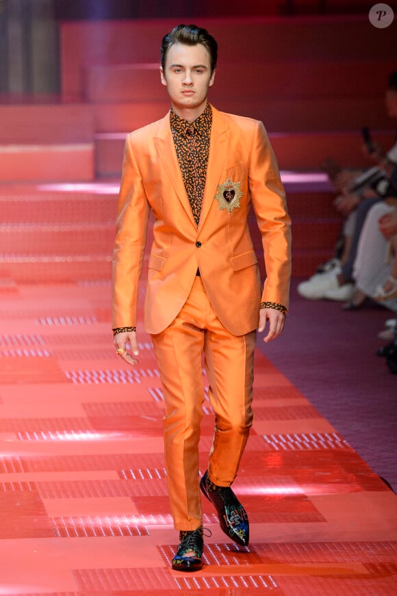 Brandon Thomas Lee (fils de Pamela Anderson et Tommy Lee) - Défilé de mode Dolce & Gabbana, collection masculine printemps-été 2018 à Milan. Le 17 juin 2017.
