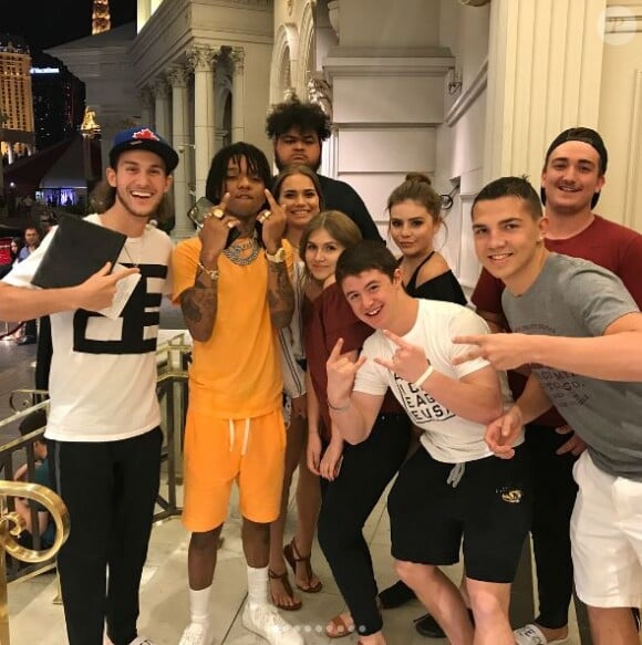 Le jeune René-Charles, le fils de Céline Dion, s'amuse avec ses amis à Las Vegas. Juin 2017.