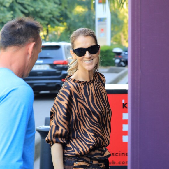 Semi Exclusif - La chanteuse Céline Dion va à la salle de sport Ken Club, à Paris, puis rentre à l'hôtel Royal Monceau, le 19 juin 2017.