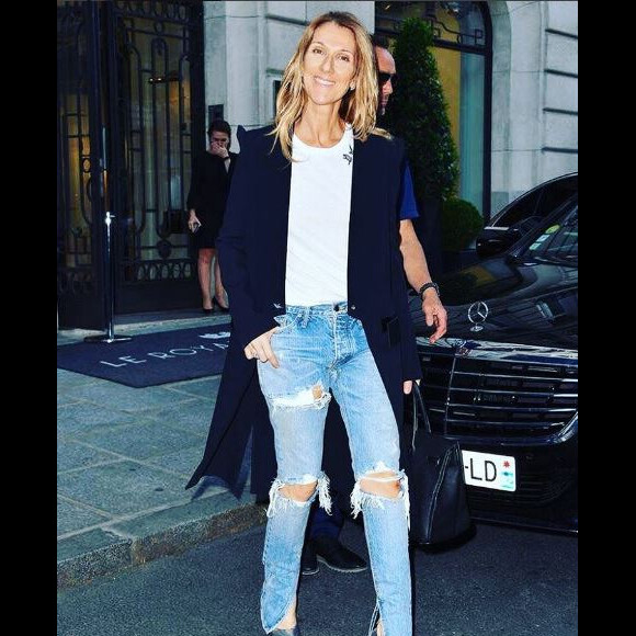 Céline Dion à la sortie du Royal Monceau à Paris, le 19 juin 2017