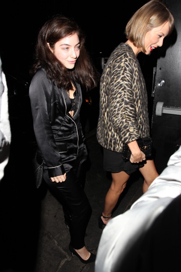 Taylor Swift et Lorde arrivant au restaurant le Nice Guy à West Hollywood le 25 Mars 2016.