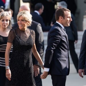 Le Président de la République Française, Emmanuel Macron et sa femme la Première dame Brigitte Macron (Trogneux) accueillent le président de la République de Colombie Juan Manuel Santos et sa femme la Première dame Clemencia Rodriguez au Palais de L'Elysée à Paris, France, le 21 juin 2017. © Cyril Moreau/Bestimage