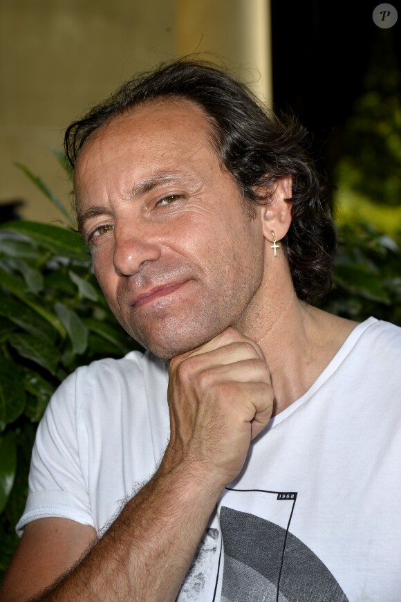 Philippe Candeloro - Pétanque des stars dans les jardins du Pavillon Gabriel à Paris le 22 juin 2017. © Coadic Guirec / Bestimage