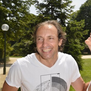 Philippe Candeloro et Emmanuelle Boidron - Pétanque des stars dans les jardins du Pavillon Gabriel à Paris le 22 juin 2017. © Coadic Guirec / Bestimage