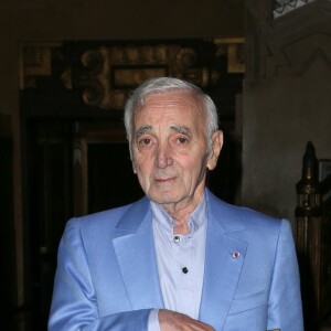 Charles Aznavour à Hollywood en octobre 2016 lors de la remise d'une étoile d'honneur pour sa contribution aux arts et son rôle au sein de la communauté arménienne à Hollywood.