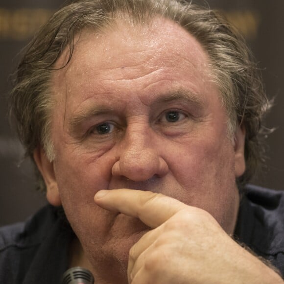 Gérard Depardieu donne une conférence de presse à l'hôtel Panamericano Buenos Aires à propos de ses spectacles au théatre Colon le 16 décembre 2016.