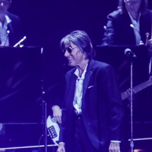 Eddy Mitchell, Johnny Hallyday et Jacques Dutronc - Premier concert "Les Vieilles Canailles" au stade Pierre Mauroy à Lille. Le trio sera en concert à Paris à l'Accorhotels Arena Popb Bercy le 24 juin, et sera retransmis en direct sur TF1 en Prime Time. Lille, le 10 juin 2017 © Andre.D / Bestimage