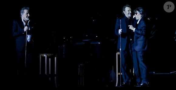 Eddy Mitchell, Johnny Hallyday et Jacques Dutronc - Premier concert "Les Vieilles Canailles" au stade Pierre Mauroy à Lille. Le trio sera en concert à Paris à l'Accorhotels Arena Popb Bercy le 24 juin, et sera retransmis en direct sur TF1 en Prime Time. Lille, le 10 juin 2017 © Andre.D / Bestimage