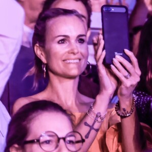 Laeticia Hallyday et Caroline de Maigret - Premier concert "Les Vieilles Canailles" au stade Pierre Mauroy à Lille. Le trio sera en concert à Paris à l'Accorhotels Arena Popb Bercy le 24 juin, et sera retransmis en direct sur TF1 en Prime Time. Lille, le 10 juin 2017 © Andre.D / Bestimage