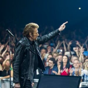 Exclusif : Eddy Mitchell, Johnny Hallyday, Jacques Dutronc - Concert des "Vieilles Canailles" à l'AccorHotels Arena à Paris, le 25 juin 2017. © Olivier Borde/Bestimage