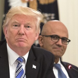 Donald Trump avec les membres du American Technology Council à la Maison Blanche à Washington, le 19 juin 2017.
