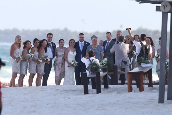 Exclusif - Gerard Butler assiste au mariage d'amis proches sur une plage de Tulum au Mexique. Le 1er juillet 2017