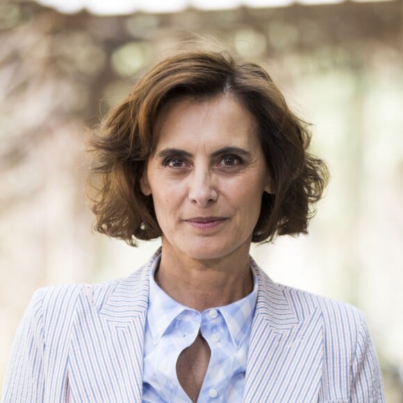 Inès de la Fressange lors du photocall au défilé de mode Haute-Couture automne-hiver 2017/2018 "Chanel" au Grand Palais à Paris, le 4 juillet 2017 © Olivier Borde/Bestimage