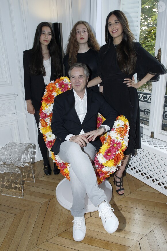 Mila, Koukla, Yara et Olivier Lapidus - Lancement de la première collection de la maison de e-couture Création Olivier Lapidus. Paris, le 1er juillet 2017.