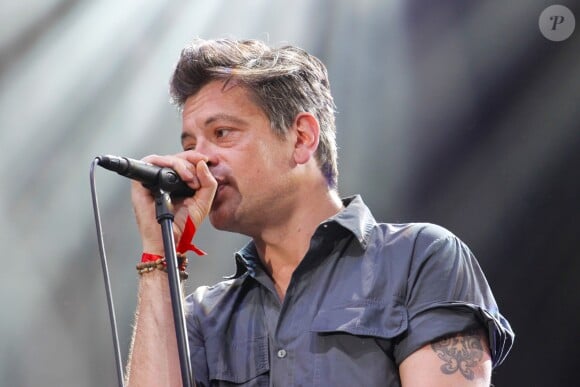 Benjamin Biolay en concert au Fnac Live, Hôtel de Ville de Paris, le 6 juin 2017.