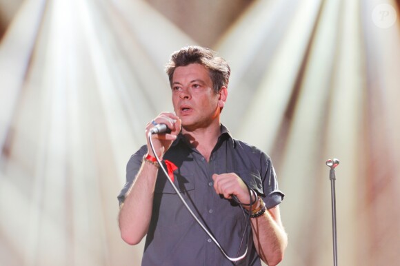 Benjamin Biolay en concert au Fnac Live, Hôtel de Ville de Paris, le 6 juin 2017.