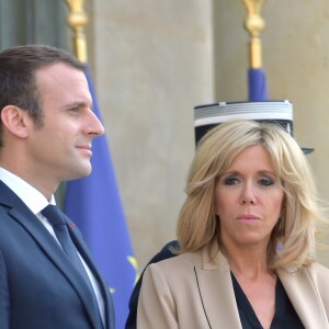 Le président de la République française Emmanuel Macron et sa femme la première dame Brigitte Macron reçoivent le premier ministre d'Australie, Malcolm Turnbull et sa femme Lucy Turnbull pour un dîner de travail au Palais de l'Elysée à Paris, France, le 8 juillet 2017. © Giancarlo Gorassini/Bestimage