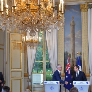 Le président de la République française Emmanuel Macron et le premier ministre d'Australie, Malcolm Turnbull lors d’une conférence de presse au Palais de l'Elysée à Paris, France, le 8 juillet 2017.