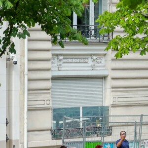 Céline Dion à la sortie de l'hôtel Le Royal Monceau à Paris, France, le 9 juillet 2017.