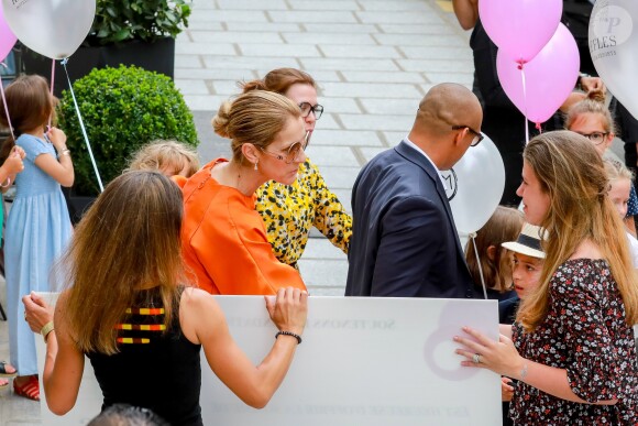Céline Dion à la sortie de l'hôtel Le Royal Monceau à Paris, France, le 9 juillet 2017.