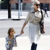 Gwen Stefani à la sortie d'une église accompagnée de ses enfants Kingston, Zuma et Apollo à Los Angeles, le 4 juin 2017