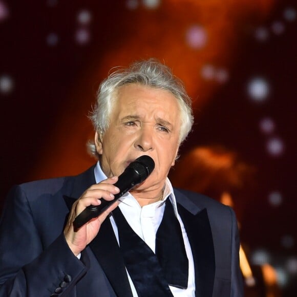 Exclusif - Michel Sardou en concert au stade Tropenas à Montélimar le 5 juillet 2017 dans le cadre de sa dernière tournée "La dernière danse". © Bruno Bebert / Bestimage