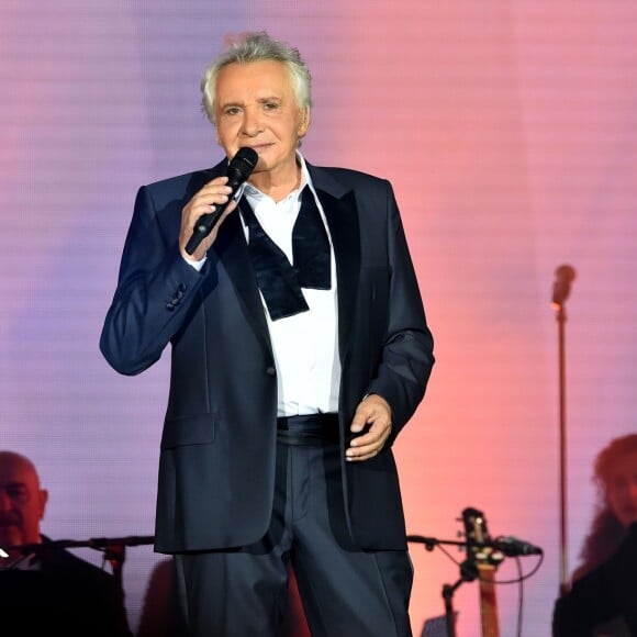 Exclusif - Michel Sardou en concert au stade Tropenas à Montélimar le 5 juillet 2017 dans le cadre de sa dernière tournée "La dernière danse". © Bruno Bebert / Bestimage