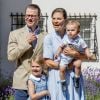 La princesse Victoria, le prince Daniel et leurs enfants la princesse Estelle et le prince Oscar - La princesse Victoria de Suède fête son 40ème anniversaire entourée de sa famille au château de Solliden sur l'île d'Oland le 15 juillet 2017, au lendemain de la date de sa naissance elle rencontre la population venue lui apporter des cadeaux