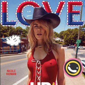 Nicole Kidman en couverture du numéro "Love 18" du magazine LOVE. Photo par Carine Backoff.