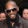 R. Kelly lors de son arrivée dans l'émission "Good Morning America" à New York, le 21 décembre 2015
