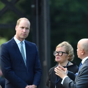 Le prince William et la duchesse Catherine de Cambridge ont visité le 18 juillet 2017 l'ancien camp de concentration de Stutthof, près de Gdansk, lors de leur visite officielle en Pologne, le premier établi par les nazis dans le pays, en 1939, et l'un des derniers libérés par les Alliés, en 1945.