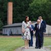 Le prince William et la duchesse Catherine de Cambridge ont visité le 18 juillet 2017 l'ancien camp de concentration de Stutthof, près de Gdansk, lors de leur visite officielle en Pologne, le premier établi par les nazis dans le pays, en 1939, et l'un des derniers libérés par les Alliés, en 1945.