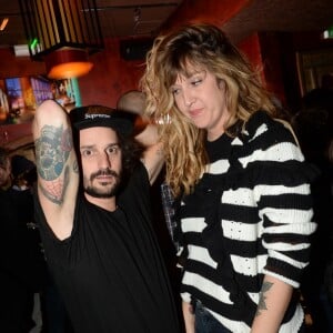 Daphné Bürki et son fiancé Gunther Love (Sylvain Quimène) lors de la soirée de lancement du livre de Valerie Damidot "Le coeur sur la main, le doigt sur la gachette" au Buddha-Bar à Paris, France, le 2 novembre 2016. © Rachid Bellak/Bestimage