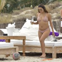 Eva Longoria : Canon en bikini, la bombe poursuit ses vacances