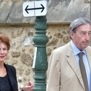 Pierre Vernier et guest lors des obsèques de Claude Rich en l'église Saint-Pierre-Saint-Paul d'Orgeval à Orgeval le 26 juillet 2017.26/07/2017 - Orgeval