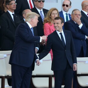 Le président des Etats-Unis Donald Trump, le président de la République Emmanuel Macron et les membres du gouvernement lors du défilé du 14 juillet (fête nationale), place de la Concorde, à Paris, le 14 juillet 2017, avec comme invité d'honneur le président des Etats-Unis. © Dominique Jacovides/Sébastien Valiela/Bestimage