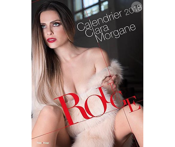 Clara Morgane a soumis deux propositions de couverture pour son calendrier 2018, "Rouge", à ses abonnés sur les réseaux sociaux. Ici, une option plutôt sage... Instagram juillet 2017 © PCM Prod
