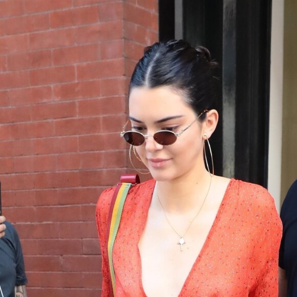 Kendall Jenner quitte un hôtel à New York, le 30 juillet 2017.
