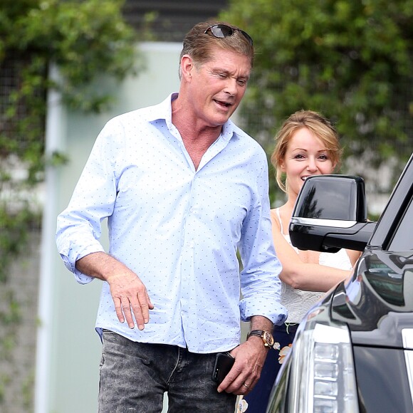 Exclusif - David Hasselhoff s'est rendu à un rendez-vous avec sa compagne Hayley Roberts au centre de cancérologie du Cedars Sinaï Hospital de Los Angeles ou il est resté plus de deux heures le 26 avril 2017.
