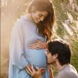 Nikki Reed a partagé cette photo sur Instagram pour dévoiler sa grossesse, le 4 mai 2017