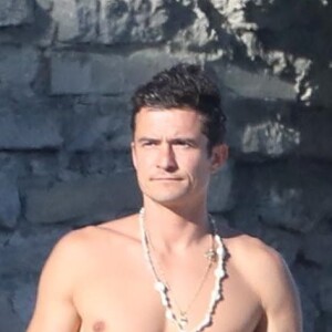 Exclusif - Orlando Bloom passe une journée en famille et avec des amis à Malibu.. le 27 juin 2017