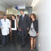 Le roi Felipe VI et la reine Letizia d'Espagne ont apporté le 19 août 2017 leur soutien aux blessés de l'attentat du 17 août à Barcelone à l'hôpital Del Mar, s'entretenant aussi avec la direction et le personnel pour s'informer sur la prise en charge de ces patients.