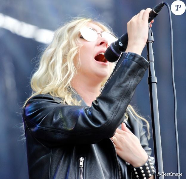Taylor Momsen du groupe The Pretty Reckless lors du festival Rock en Seine au Domaine National de Saint-Cloud le 25 août 2017. © Lise Tuillier / Bestimage