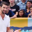 Michael Phelps sur le tournage de "Good Morning America" pour la présentation de sa course contre un requin à New York le 20 juillet 2017