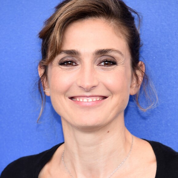 Julie Gayet lors du photocall du film "The Insult" lors du 74e Festival International du Film de Venise, la Mostra le 31 août 2017.