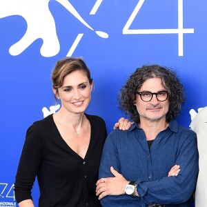 Julie Gayet, Ziad Doueiri lors du photocall du film "The Insult" lors du 74e Festival International du Film de Venise, la Mostra le 31 août 2017.