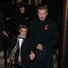 David Beckham et son fils Romeo à l'issue d'une soirée Burberry à Londres, le 3 novembre 2014.