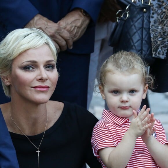 De gauche à droite, le fils de Jean Leonard de Massy, Melchior, la princesse Charlene de Monaco, la princesse Gabriella et le prince Jacques durant le traditionnel pique-nique des monégasques au parc Princesse Antoinette à Monaco le 1er septembre 2017. © Olivier Huitel/Pool restreint Monaco/Bestimage