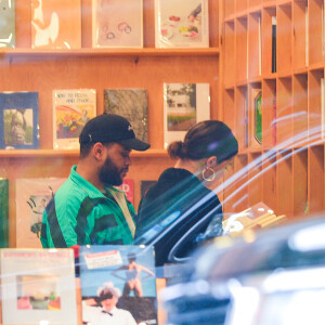 Selena Gomez et son compagnon The Weeknd sont allés faire du shopping à New York le 3 septembre 2017.